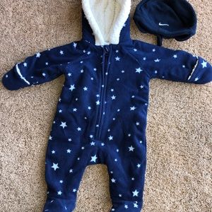 Used just once . Snow suit